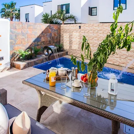Casa Evelyn Piscina Climatizada *