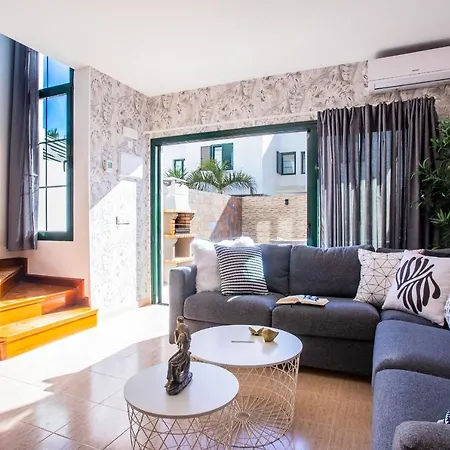 Casa Evelyn Piscina Climatizada Vakantiehuis